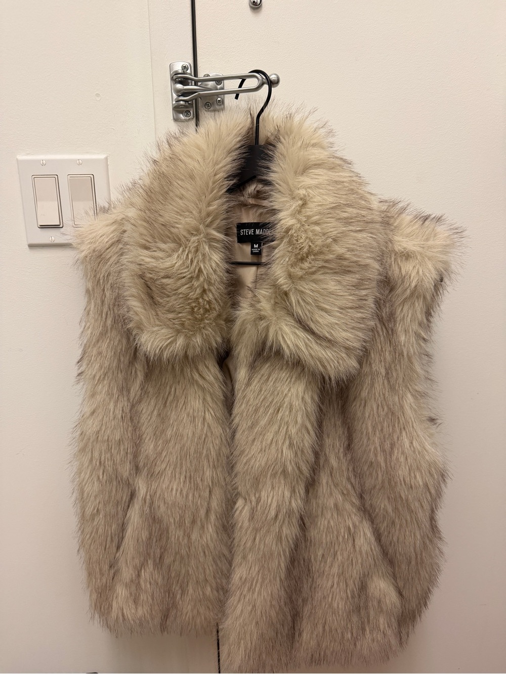 Steve Madden Faux Fur Vest in Light Beige